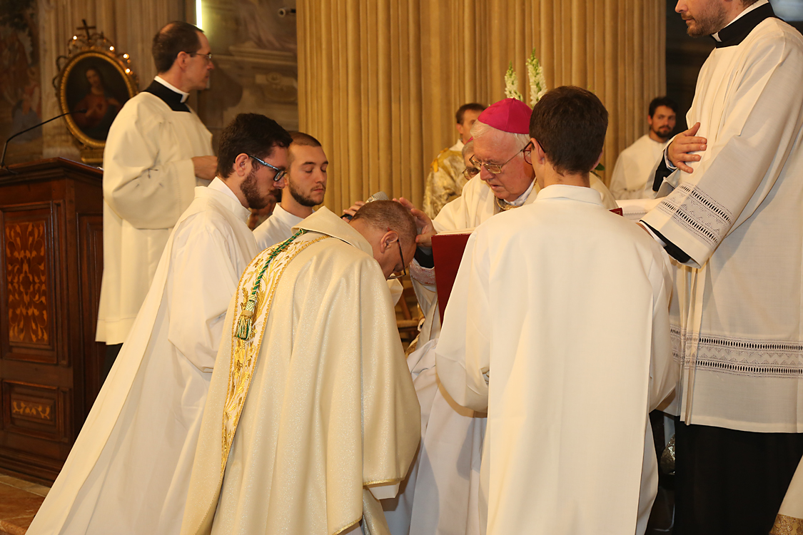 Monsignor Marco Prastaro Vescovo di Asti_258.jpg